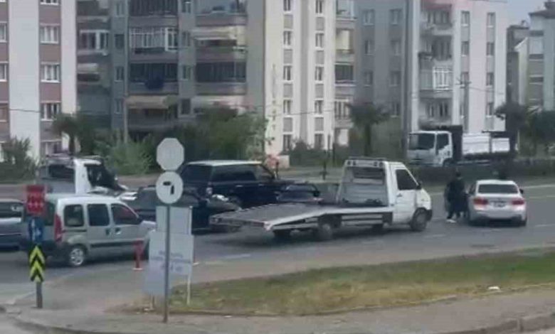 Düğün konvoyuna ceza yağdı: Trafiği kesen 6 sürücüye 35 bin lira ceza 1 dugun konvoyuna ceza yagdi trafigi kesen 6 surucuye 35 bin lira ceza 199c2a20f065 |