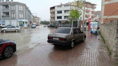 dur ihtarina uymayan ehliyetsiz surucu duraga carpti 7c0cb3bdd091 |
