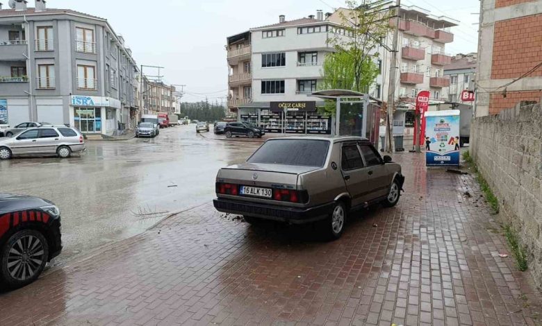 dur ihtarina uymayan ehliyetsiz surucu duraga carpti 7c0cb3bdd091 |