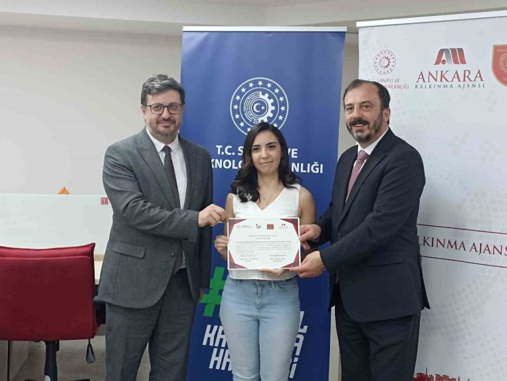 e ticaret ve e ihracat 101 projesi ile 10 girisimciye destek a4fb3ed1d3d0 |