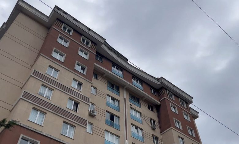 Esenyurt’ta eşler arsında çıkan tartışma kanlı bitti 1 esenyurtta esler arsinda cikan tartisma kanli bitti a9a75f9e9a9b |