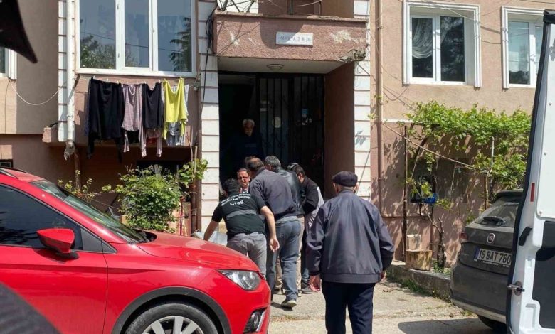 evinde olu bulundu a07dbf50530b |