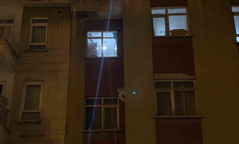 evinin camina cikti etrafa ates acti polise silah dogrulttu 2296619553a8 |