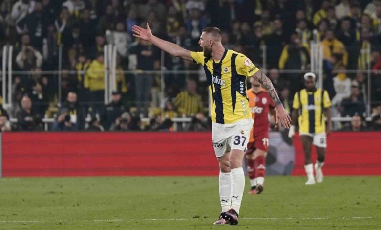 fenerbahce bu sezonki 4 derbisini de kazanamadi 64524dcd6fb9 |