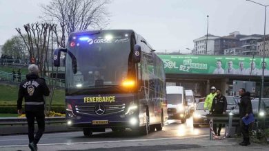 fenerbahce derbi icin stada geldi 33ffd40f0b10 |