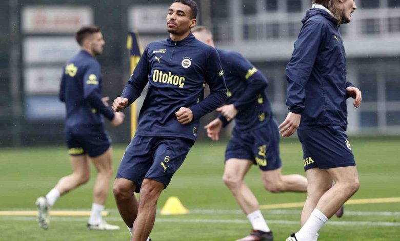 Fenerbahçe, Galatasaray derbisinin hazırlıklarını tamamladı 1 fenerbahce galatasaray derbisinin hazirliklarini tamamladi 72c7954aca74 |