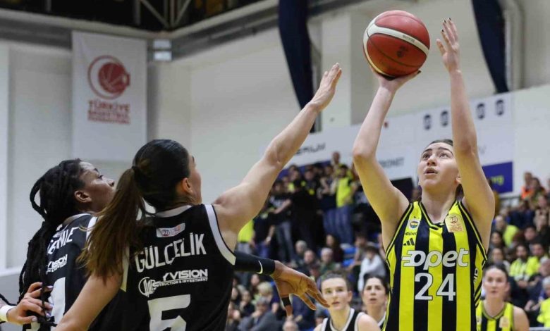 fenerbahce opet yari final serisinde 1 0 one gecti 775aa26128a5 |