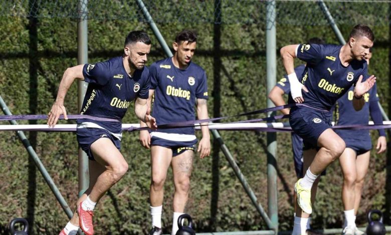 Fenerbahçe’de Gaziantep FK maçı hazırlıkları başladı 1 fenerbahcede gaziantep fk maci hazirliklari basladi 54f723489dd8 |