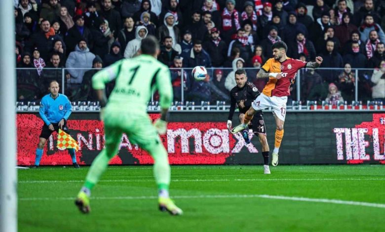 Galatasaray ligde 10. kez kalesini gole kapadı 1 galatasaray ligde 10 kez kalesini gole kapadi bc355e9482ac |