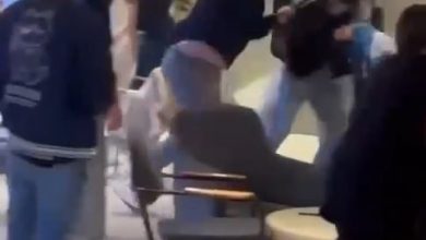 gencler kahvecide tekme tokat birbirine saldirdi o anlar kamerada b4ef15b54a9d |