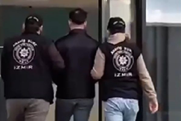 Hırsızlar, Güven Timleri’ne yakalandı 1 hirsizlar guven timlerine yakalandi ea439ab93604 |