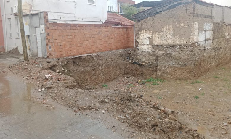 İnşaat Çukuru Tehlike Saçıyor 1 ins3 |