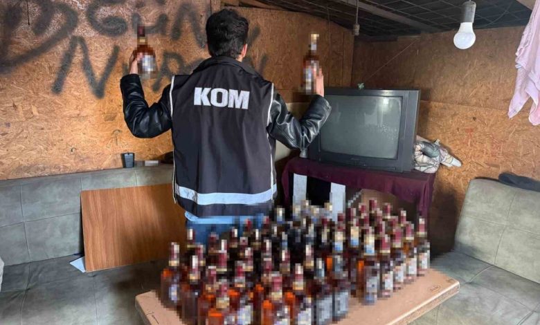 izmirde 6 bucuk milyon degerinde kacak urun ele gecirildi aa656790001c |