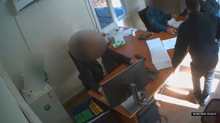 izmirde gumrukte rusvet operasyonu 12 tutuklama 4007617e05e0 |