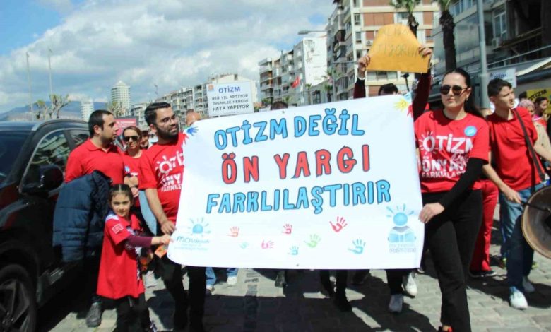 izmirde otizm farkindalik etkinligi gerceklesti 90128fe4d7c2 |