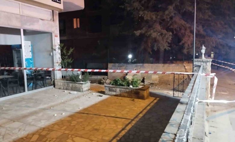 Kadıköy’de balkon çöktü, bina tedbiren boşaltıldı 1 kadikoyde balkon coktu bina tedbiren bosaltildi eb3d4cb81dc3 |
