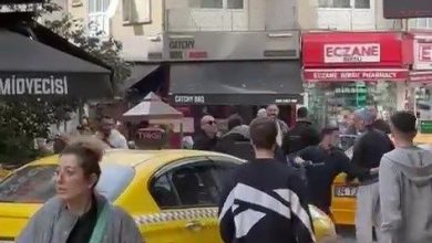 kadikoyde esnaf ile taksici arasinda bicakli kavga bicak cekti taksinin camini kirdi 9c65bccc6d43 |