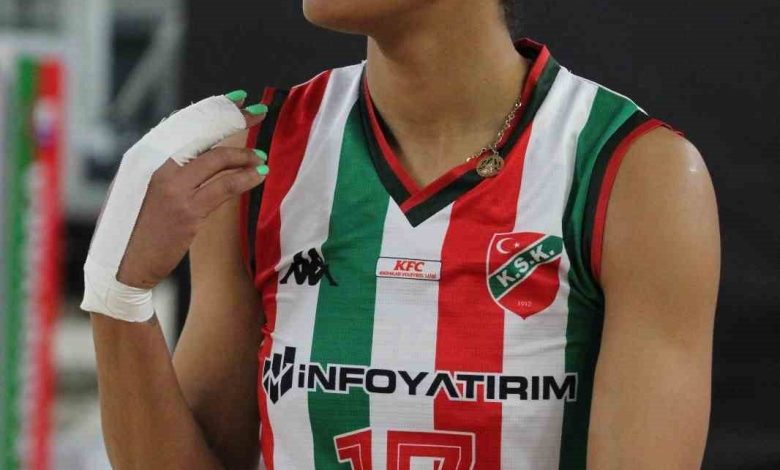 karsiyaka voleybol liset herrera blanco yollarini ayirdi df672cf27b42 |