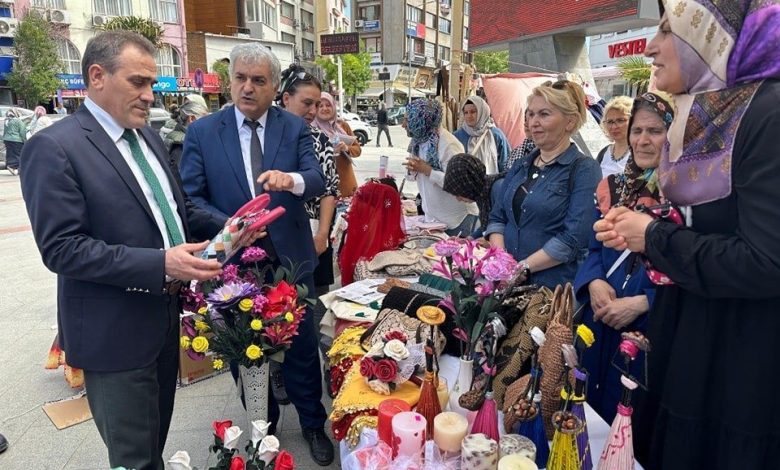kaymakam memis yilsonu sergisini ziyaret etti c518c9d0c1f6 |