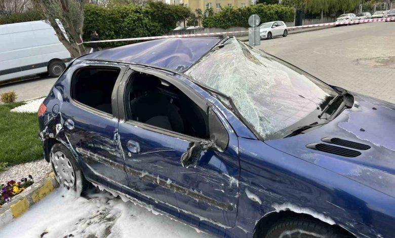 kucukcekmecede dubalara carpan arac takla atti 383dca5cbde2 |