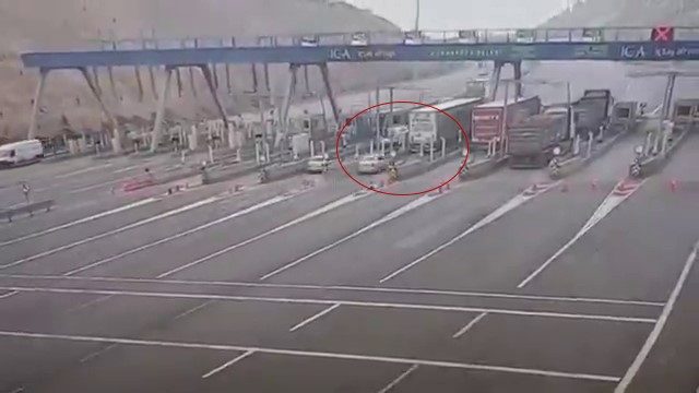 kuzey marmara otoyolundaki 4 kisinin oldugu kaza ani kamerada 529ae906701c |