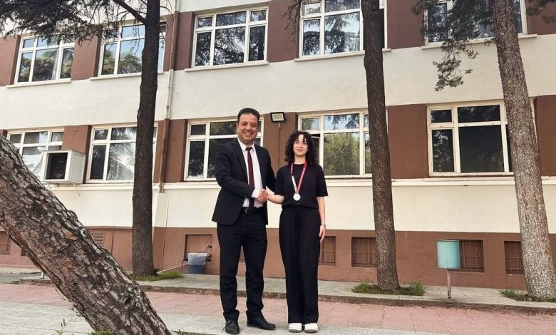 lise ogrencisi betul sarfindan gururlandiran basari 5e834eac586f |
