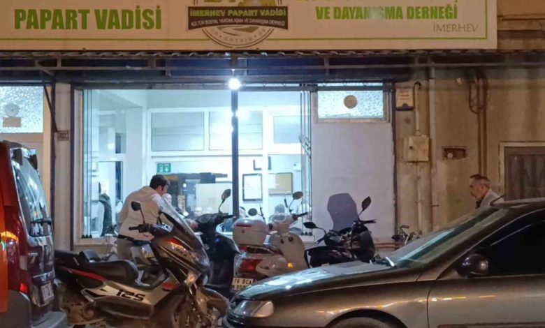 lokalde bicakli kavga 1 agir yarali e3fa52f274cb |