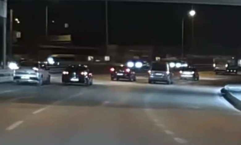 makas atan surucu zincirleme kazaya sebep oldu 968f136a2acb |