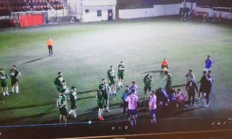 maltepede hali sahada fenalasan genc hayatini kaybetti 2e9c3e3778bd |