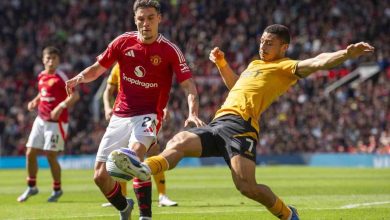 manchester united evinde wolverhamptona kaybetti 889152c81ad9 |
