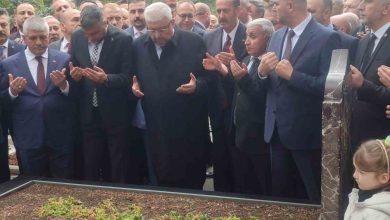 mhpnin kurucu lideri alparslan turkes mezari basinda anildi a73ea300f13d |