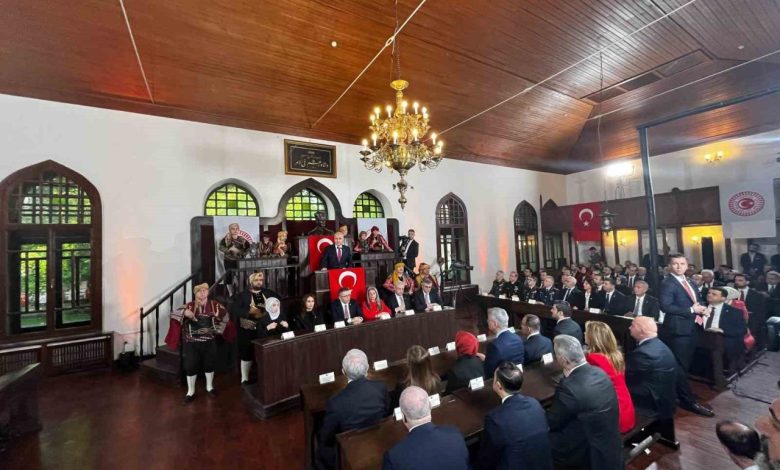 Numan Kurtulmuş: "Cumhuriyetteki hedefimiz yenilenmeli, güncellenmeli, daha ileriye taşınmalıdır" 1 numan kurtulmus cumhuriyetteki hedefimiz yenilenmeli guncellenmeli daha ileriye tasinmalidir 1957f859ba35 |