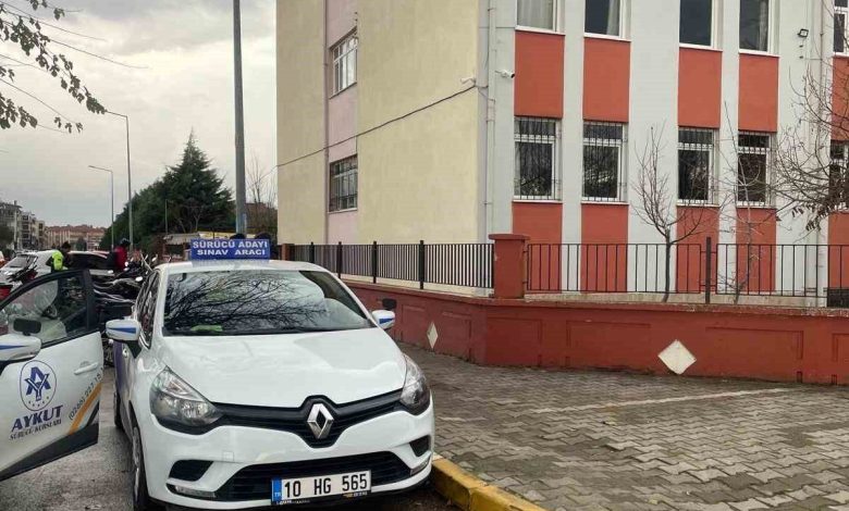 okul civarinda surucu kursuna velilerden tepki 966d84f973da |