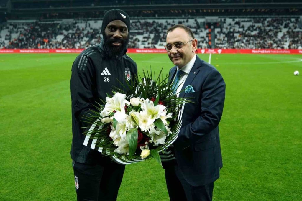 ole gunnar solskjaerden 2 degisiklik 7f0f778b78ed |