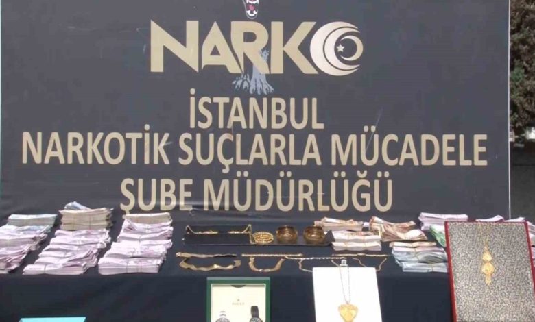"Orkinos - Bulut Operasyonu’nda gözaltına alınan 240 şüpheli adliyeye sevk edildi 1 orkinos bulut operasyonunda gozaltina alinan 240 supheli adliyeye sevk edildi 85d40556efc5 |
