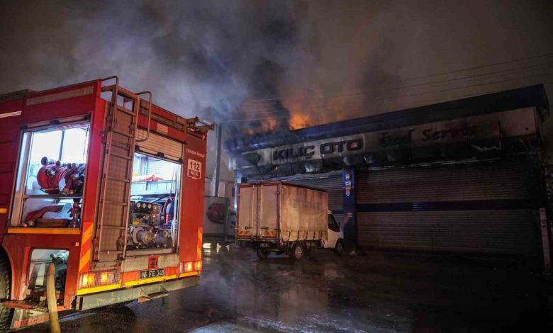 Oto tamir ve yedek parça dükkanı alevlere teslim oldu 1 oto tamir ve yedek parca dukkani alevlere teslim oldu 831f2ada059b |
