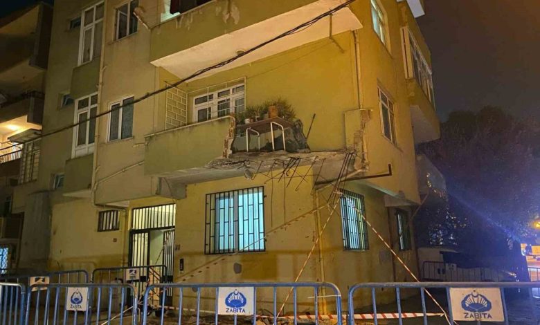 pendikte 5 katli binanin balkonu coktu daa552e566a7 |