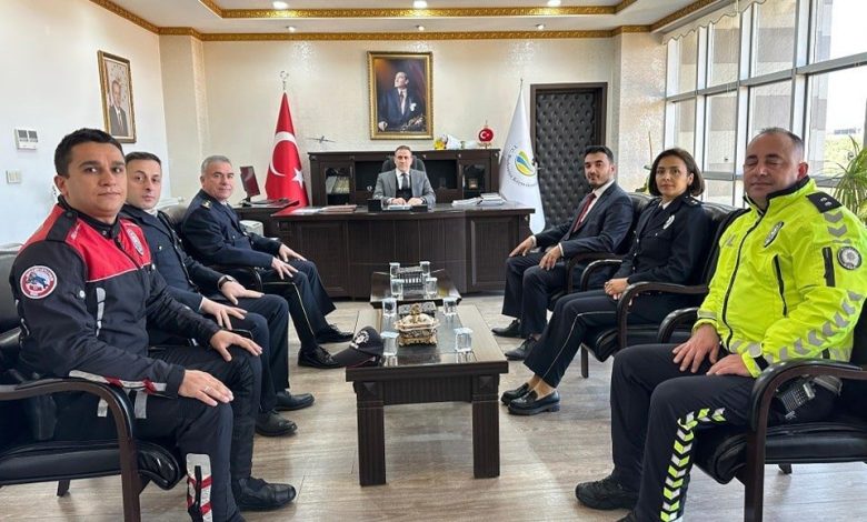 polis haftasi nedeniyle kaymakami ziyaret ettiler 5f798e5f81bb |