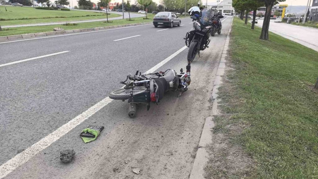 polisten kacan motosikletli kazaya karisti yaralanan surucu ehliyetsiz cikti 54084ee5646e |