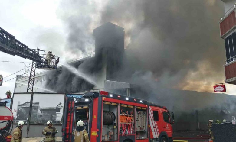 Sancaktepe’de fabrika yangını 1 sancaktepede fabrika yangini 78a4b8dfc384 |