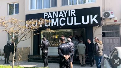 selam verip girdigi kuyumcuyu soymak icin silah cekip boyle ates acti b9b3b2640f86 |