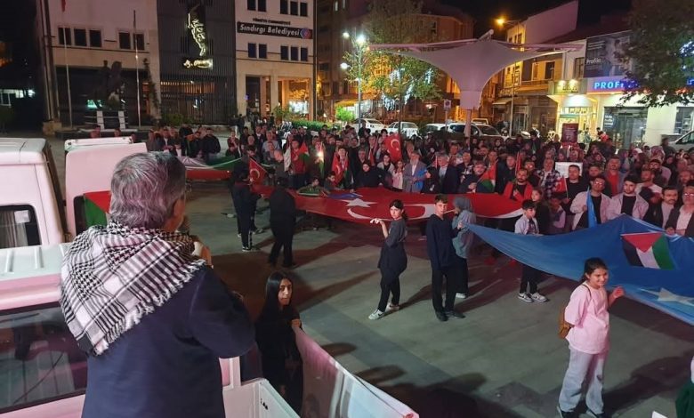 Sındırgı’da Gazze’ye destek yürüyüşü 1 sindirgida gazzeye destek yuruyusu dbfbb60c130f |