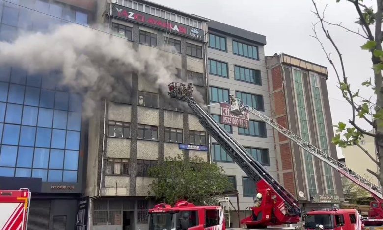 Sultangazi’de ayakkabı imalathanesinde korkutan yangın 1 sultangazide ayakkabi imalathanesinde korkutan yangin d9dd85784f23 |