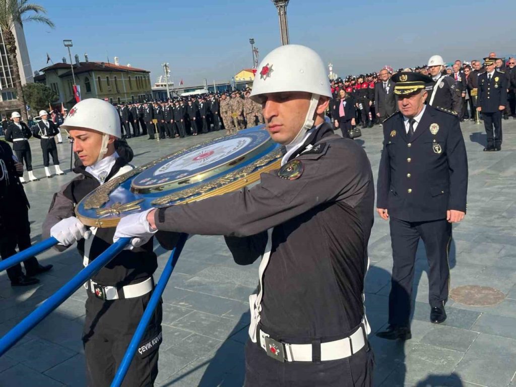 turk polis teskilatinin 180inci yili izmirde kutlandi 2152aa5bb1c1 |