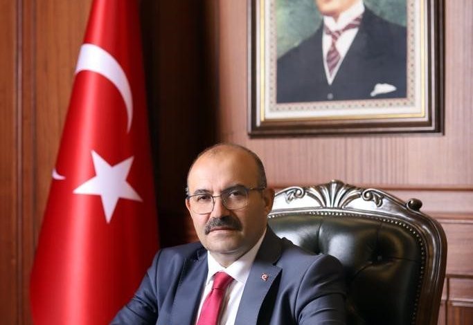 vali ustaoglundan 23 nisan mesaji 3bb193a73102 |