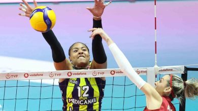 vodafone sultanlar ligi fenerbahce 3 galatasaray 1 5c2055a6e6b6 |