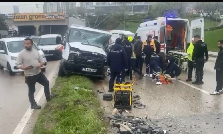 yagmurda faciadan donuldukaza ani kamerada 6caf2388c99a |