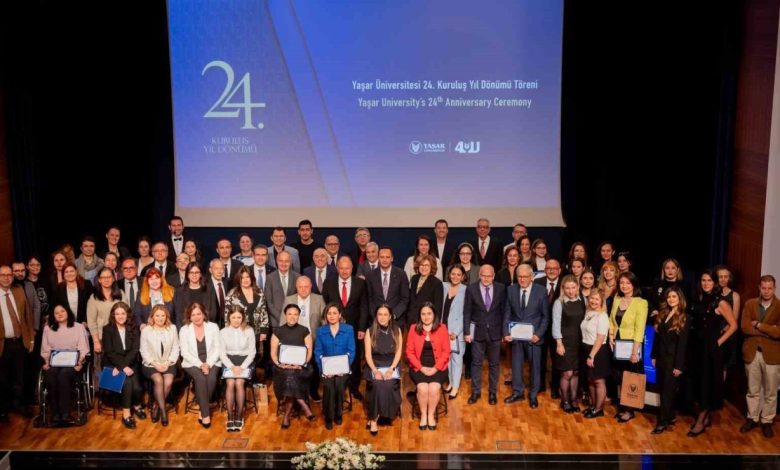 yasar universitesinde 24uncu yas gururu 1901272d5f83 |