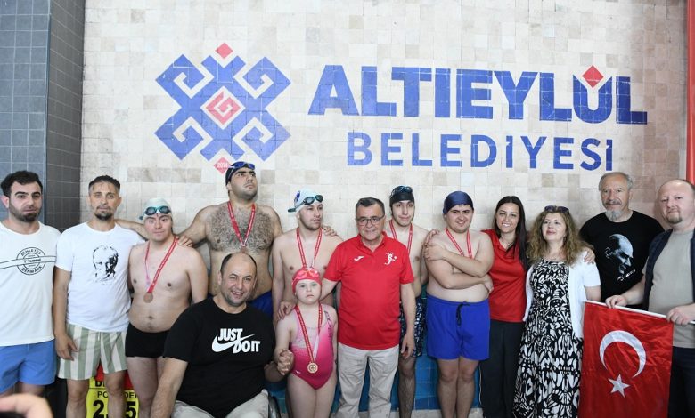 Engel tanımayan bayram kutlaması 1 1 9 |