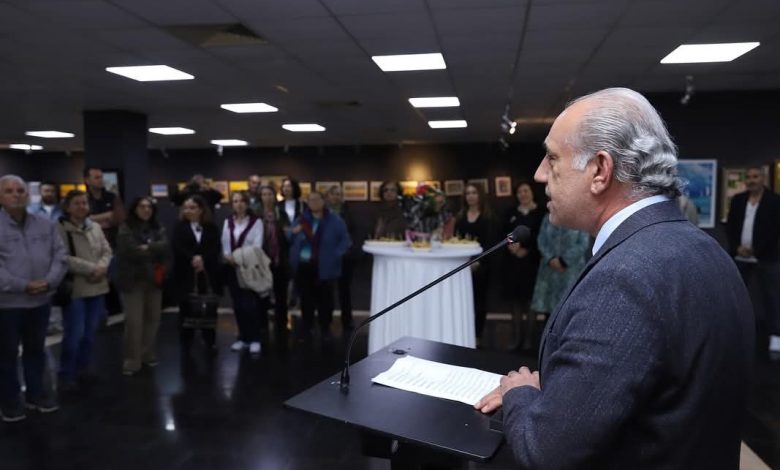 "Hayatın Renkleri" karma resim sergisi açıldı 1 1000597363 |